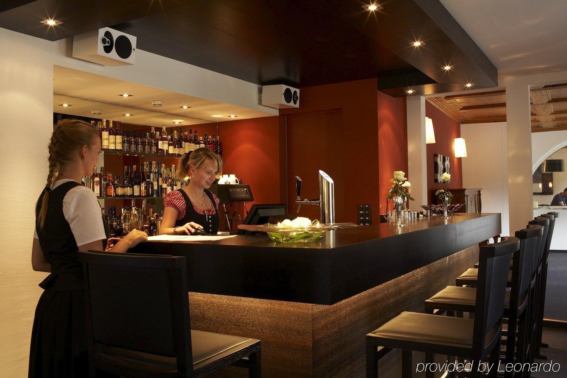 Engadiner Boutique-Hotel Guardaval 施库尔 餐厅 照片